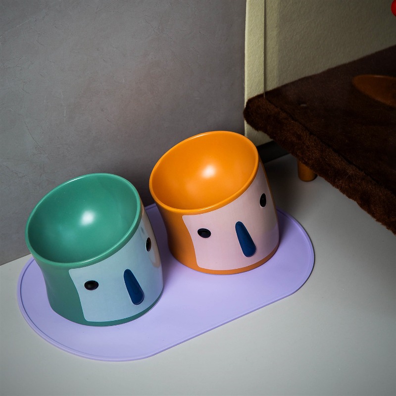 セラミック製、傾斜設計の高さ調整可能なペット用食器。かわいい - Elevated Ceramic Cat Bowls Tilted Food のレビューと価格